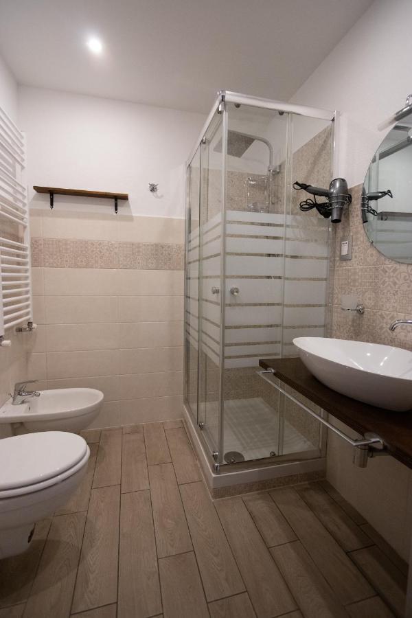 Un Posto Al Sole Bed & Breakfast Molino Nuovo  Eksteriør bilde