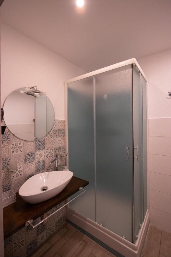 Un Posto Al Sole Bed & Breakfast Molino Nuovo  Eksteriør bilde