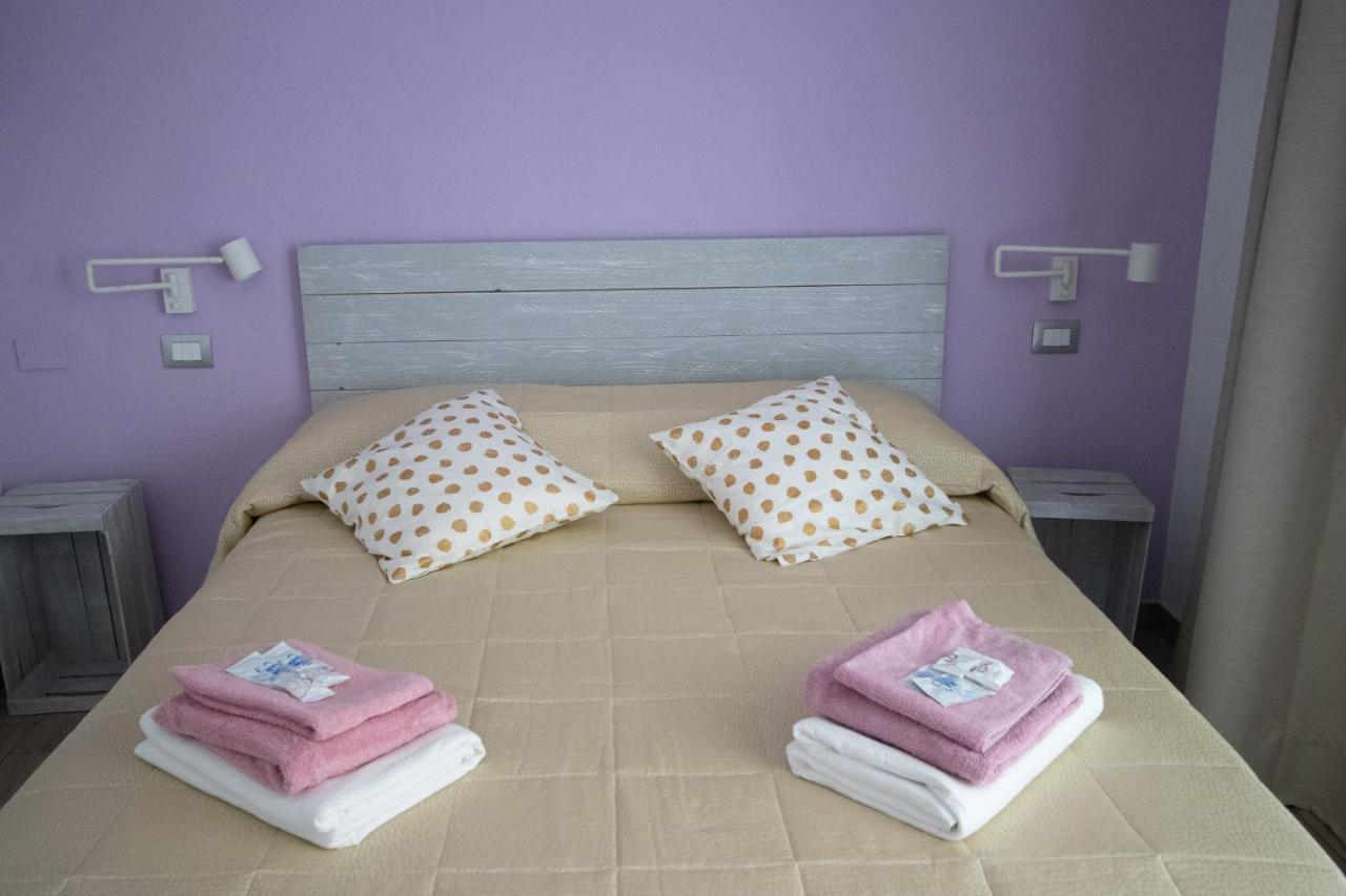 Un Posto Al Sole Bed & Breakfast Molino Nuovo  Eksteriør bilde