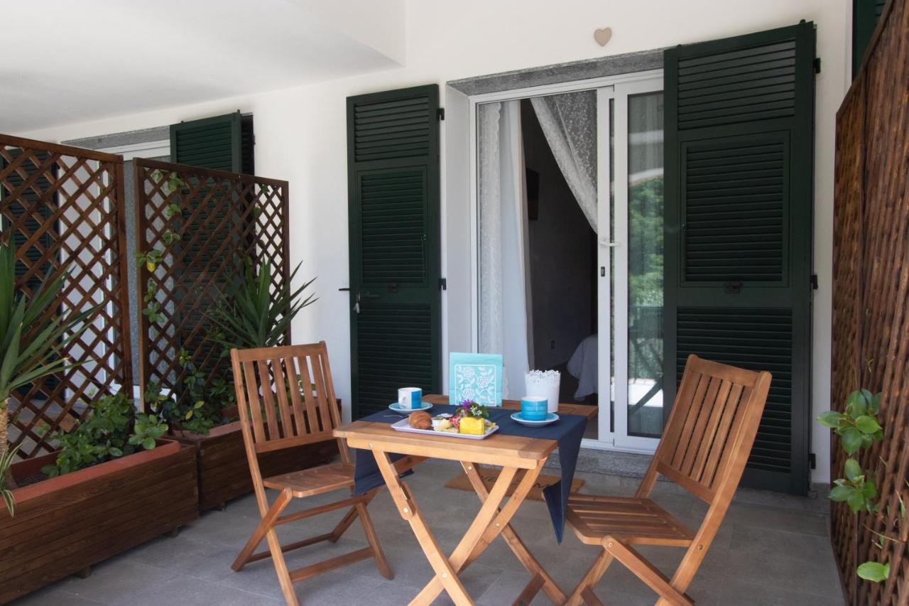 Un Posto Al Sole Bed & Breakfast Molino Nuovo  Eksteriør bilde