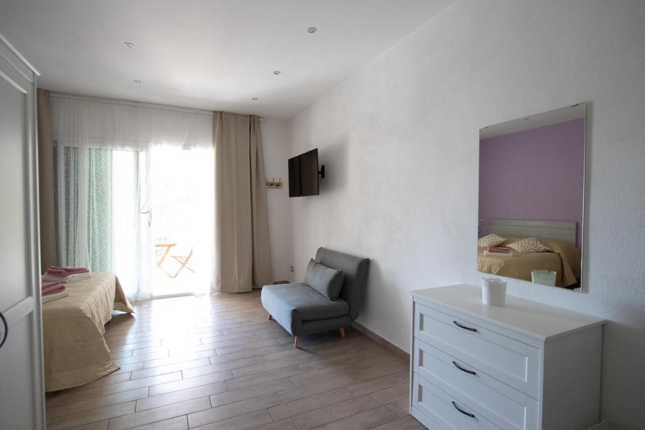 Un Posto Al Sole Bed & Breakfast Molino Nuovo  Eksteriør bilde